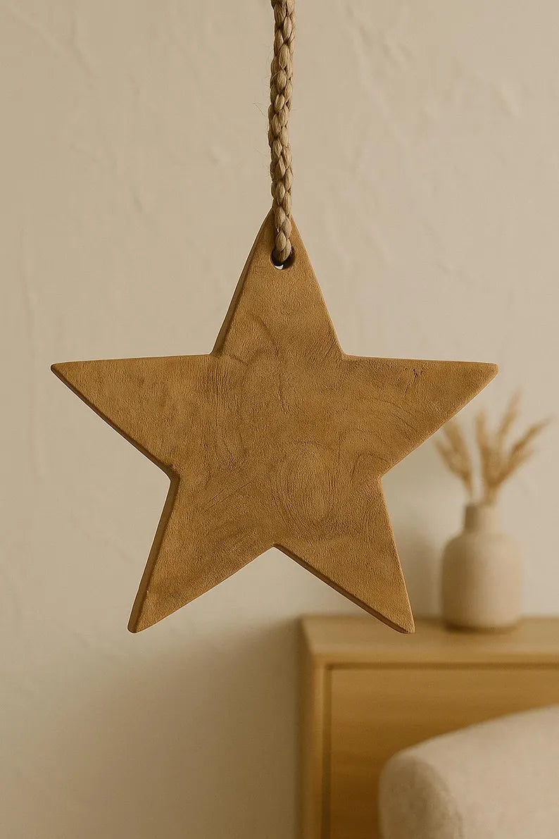 Rustikales Teakholz Stern zum Aufhängen | Naturdeko Wandhänger | Handgefertigte Holzdeko | Boho Wohnaccessoire