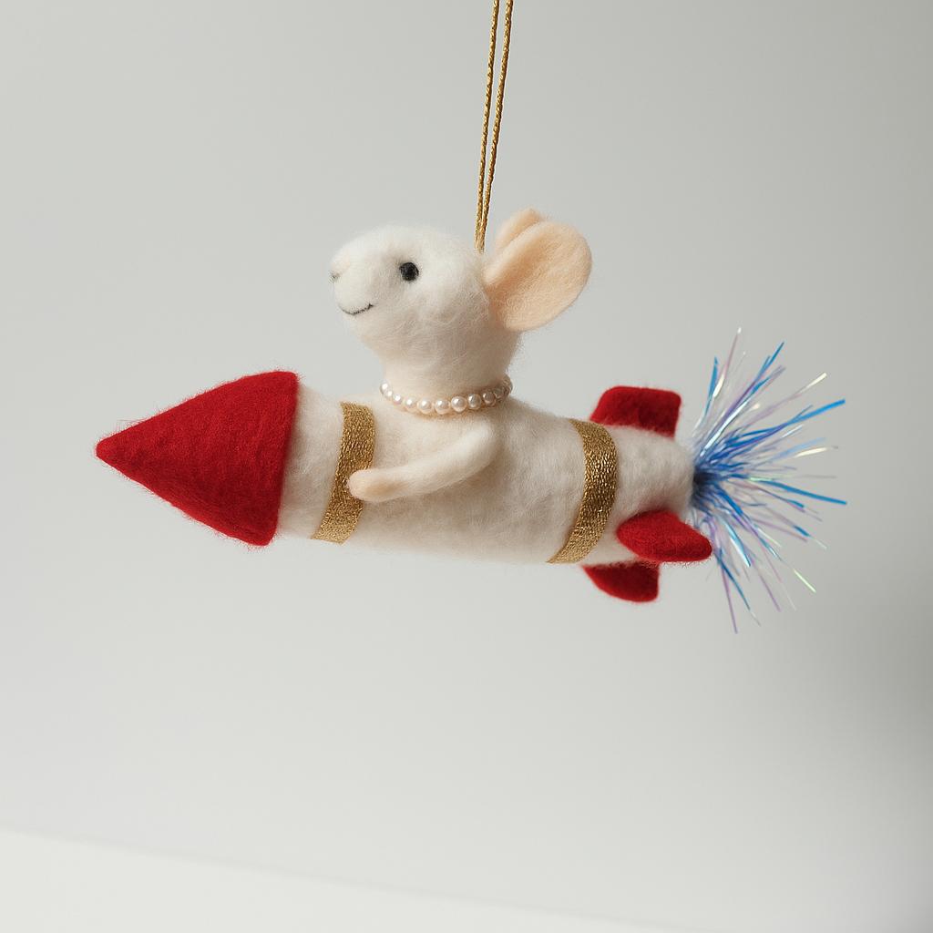 Felt mouse on rocket – Handmade Christmas decoration – Mouse ornament – Gift idea – Unique – Felt art