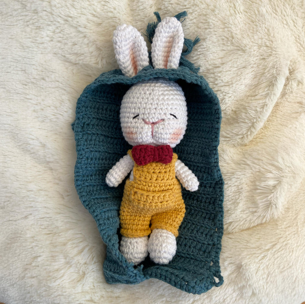 Amigurumi Häschen Bubu & Mumu  ist 18 cm groß. Bio-Baumwolle, Kuscheltier, Stofftier,Geschenk Babyspielzeug oder einfach süßer Begleiter.