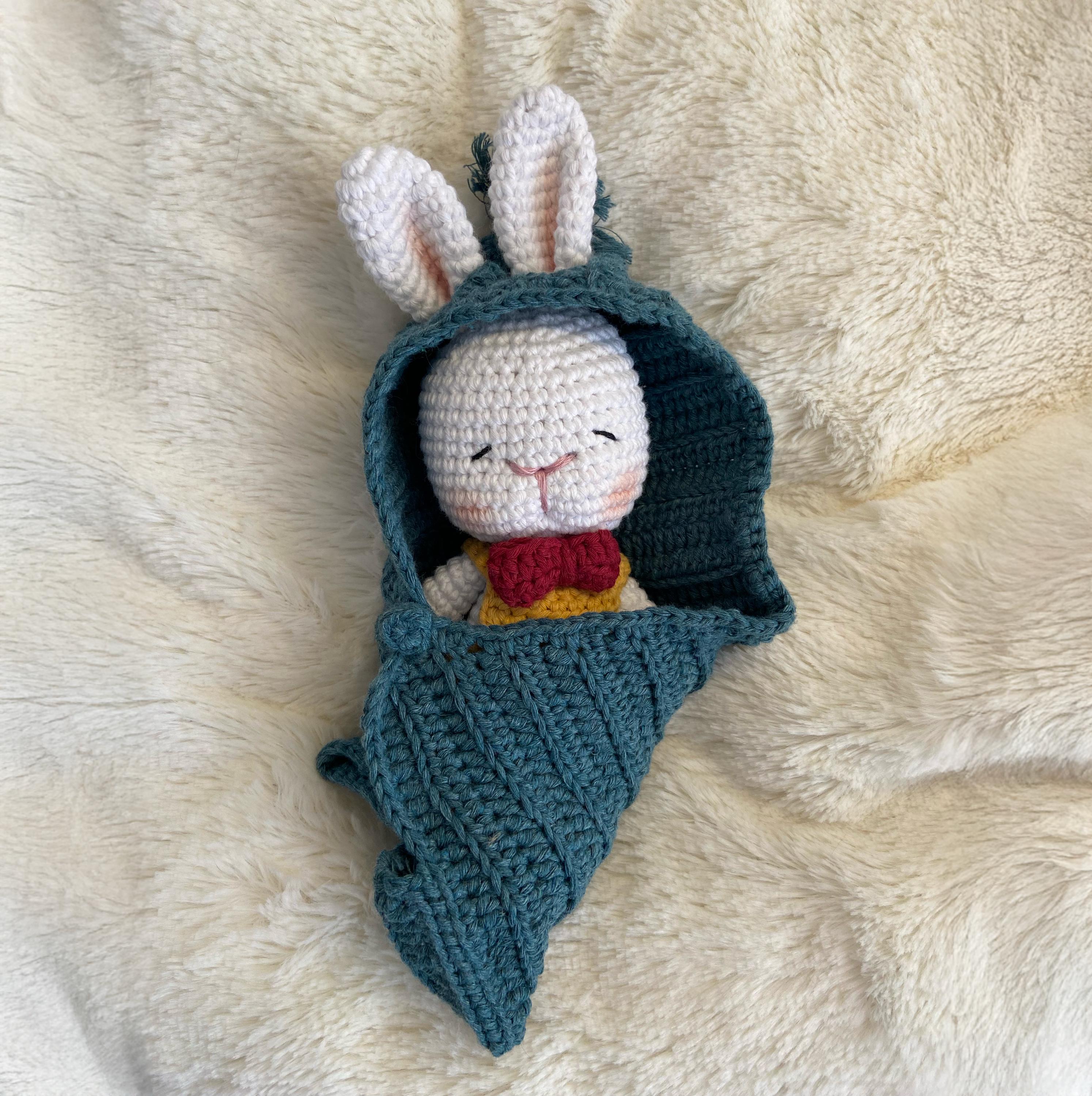 Amigurumi Häschen Bubu & Mumu  ist 18 cm groß. Bio-Baumwolle, Kuscheltier, Stofftier,Geschenk Babyspielzeug oder einfach süßer Begleiter.