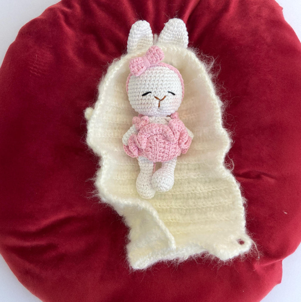 Amigurumi Häschen Bubu & Mumu  ist 18 cm groß. Bio-Baumwolle, Kuscheltier, Stofftier,Geschenk Babyspielzeug oder einfach süßer Begleiter.