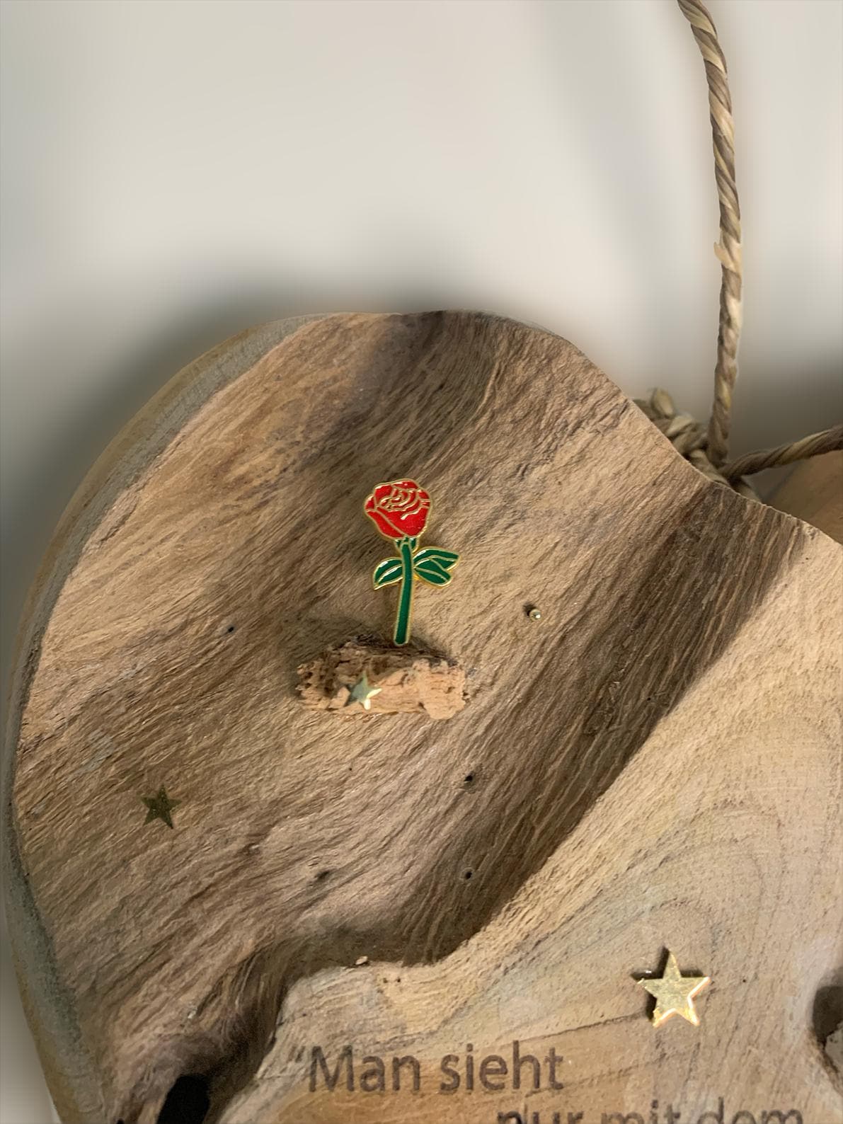 Teak Holz Herz „Der kleine Prinz“ mit Gravur, 30cm Unikat, Mond-Detail und Figuren, Wand- oder Standdeko, Gravur, Geschenkidee, Handmade