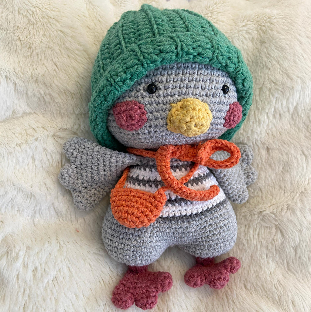 Amigurumi Ente Finn aus Bio-Baumwolle, gehäkelt, Stofftier, 18 cm, Kuscheltier, Geschenkidee, Spielzeug für Kinder