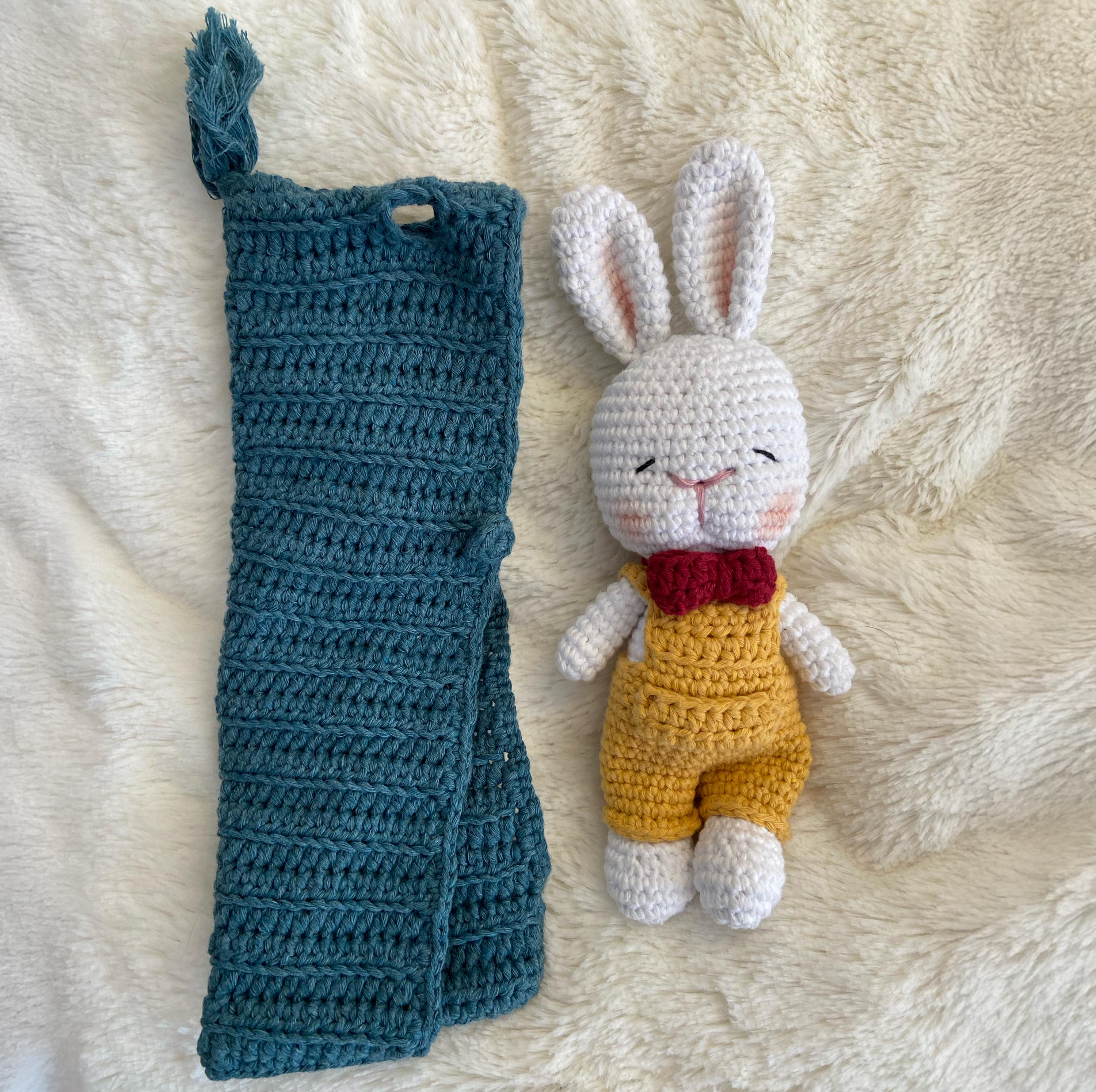 Amigurumi Häschen Bubu & Mumu  ist 18 cm groß. Bio-Baumwolle, Kuscheltier, Stofftier,Geschenk Babyspielzeug oder einfach süßer Begleiter.