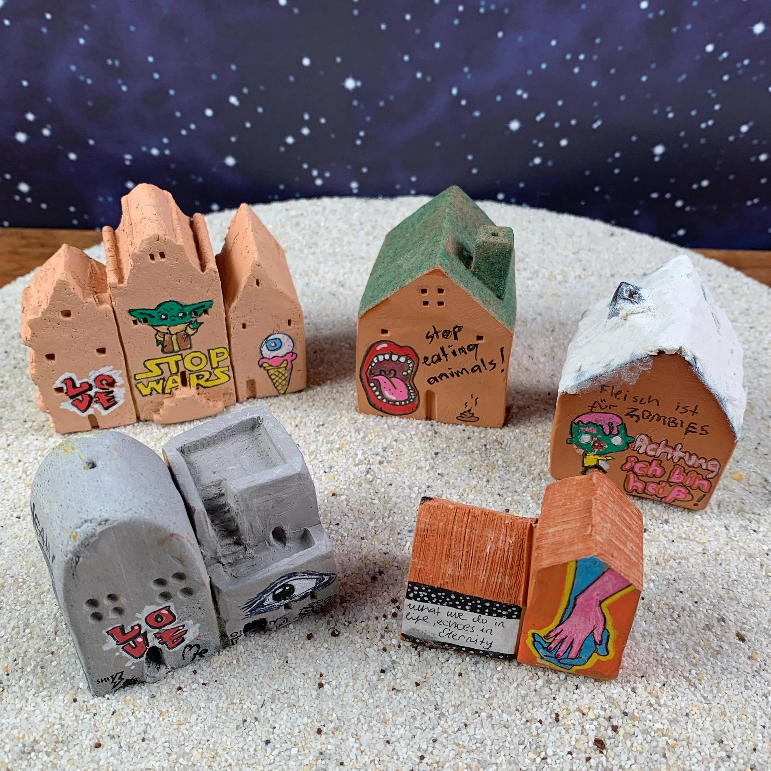 Handgemachte Keramikfabrik als Notizhalter – individuell bemalt - Graffiti