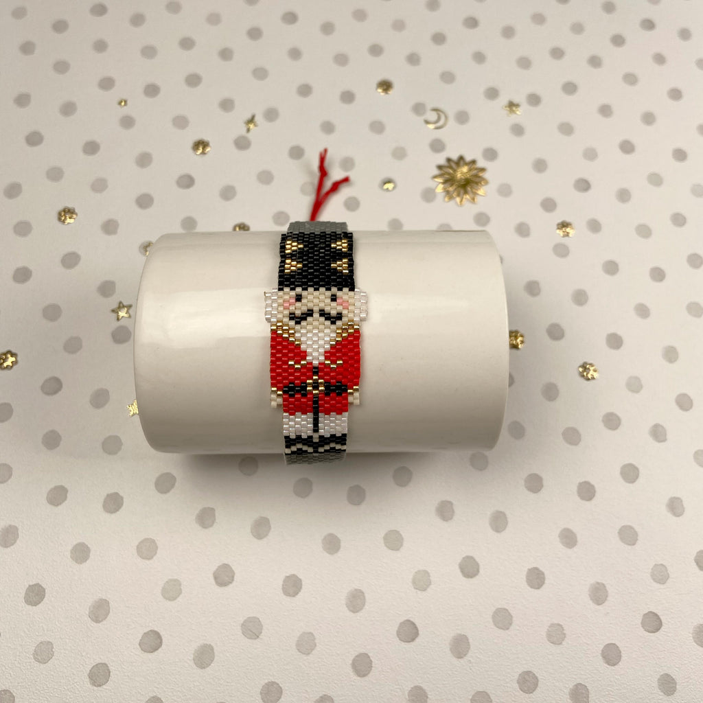 Handgemachtes Verstellbares Miyuki Perlenarmband Weihnachten Armband – Nussknacker Motiv Schmuck Geschenkidee